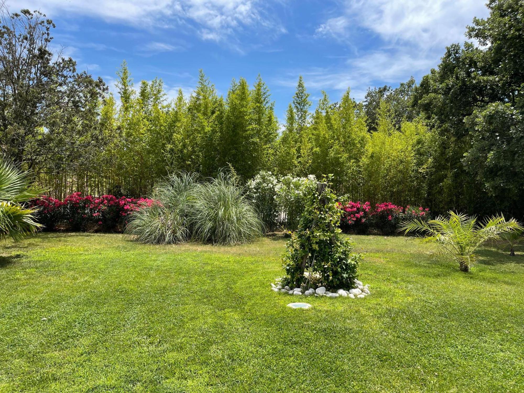 Hotel La Tarentane Grimaud Exteriér fotografie