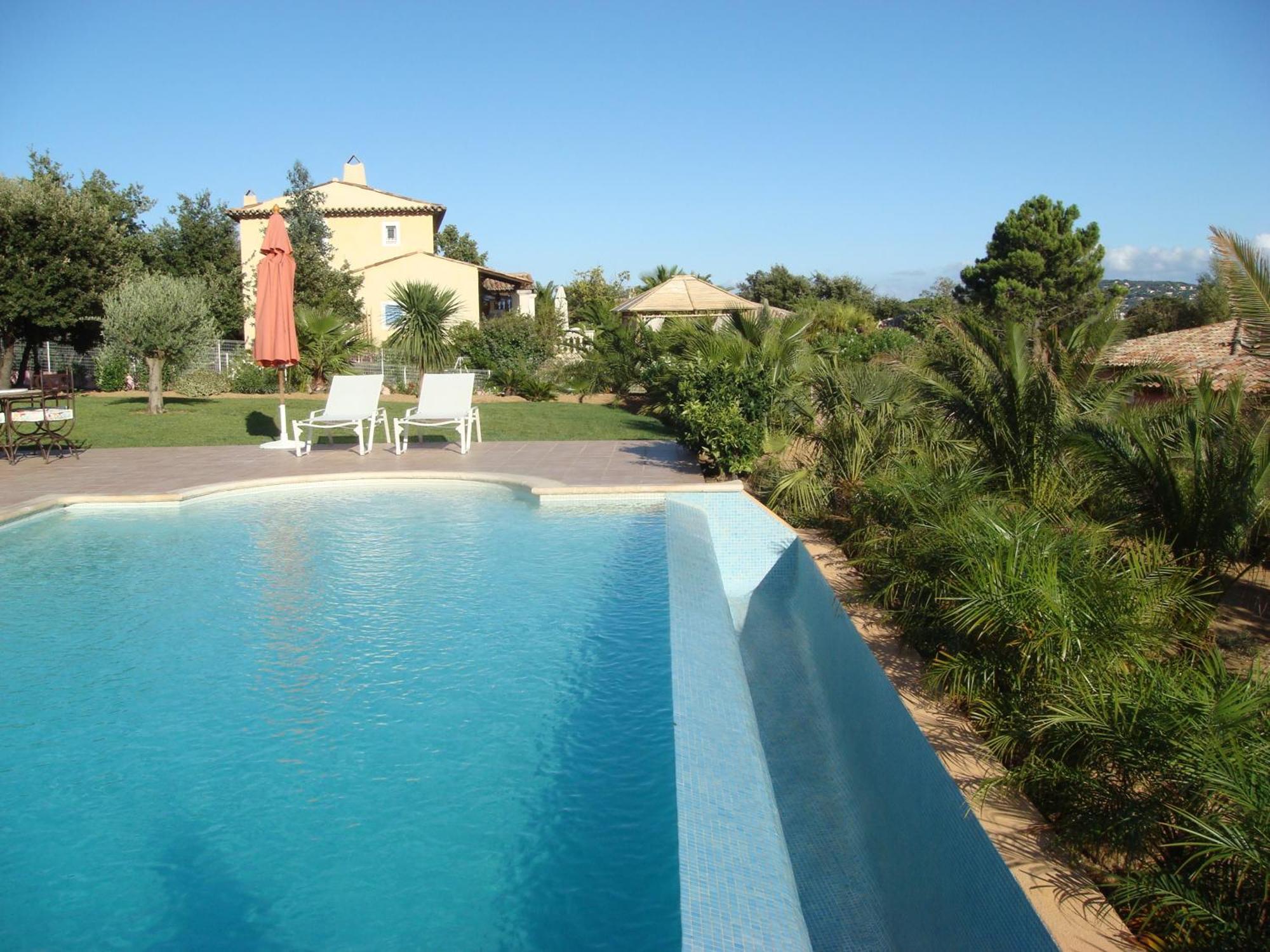 Hotel La Tarentane Grimaud Exteriér fotografie