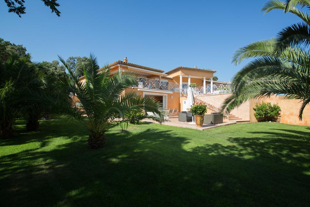 Hotel La Tarentane Grimaud Exteriér fotografie
