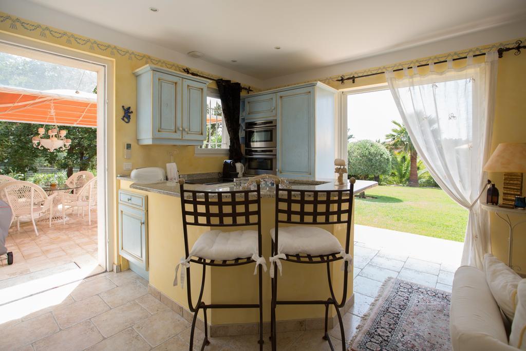 Hotel La Tarentane Grimaud Exteriér fotografie