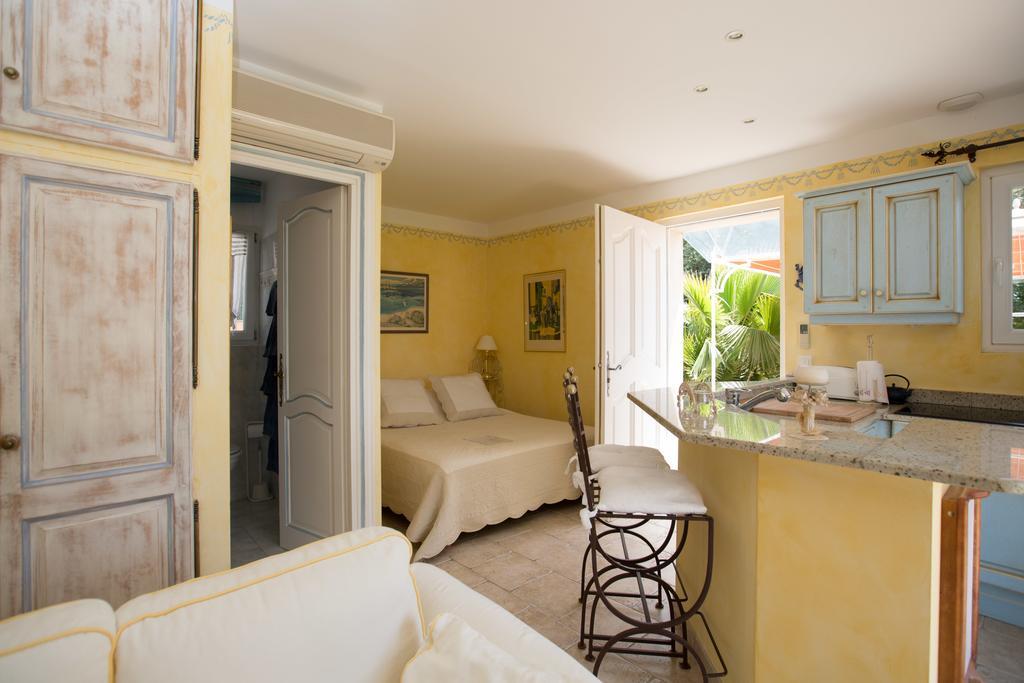 Hotel La Tarentane Grimaud Exteriér fotografie